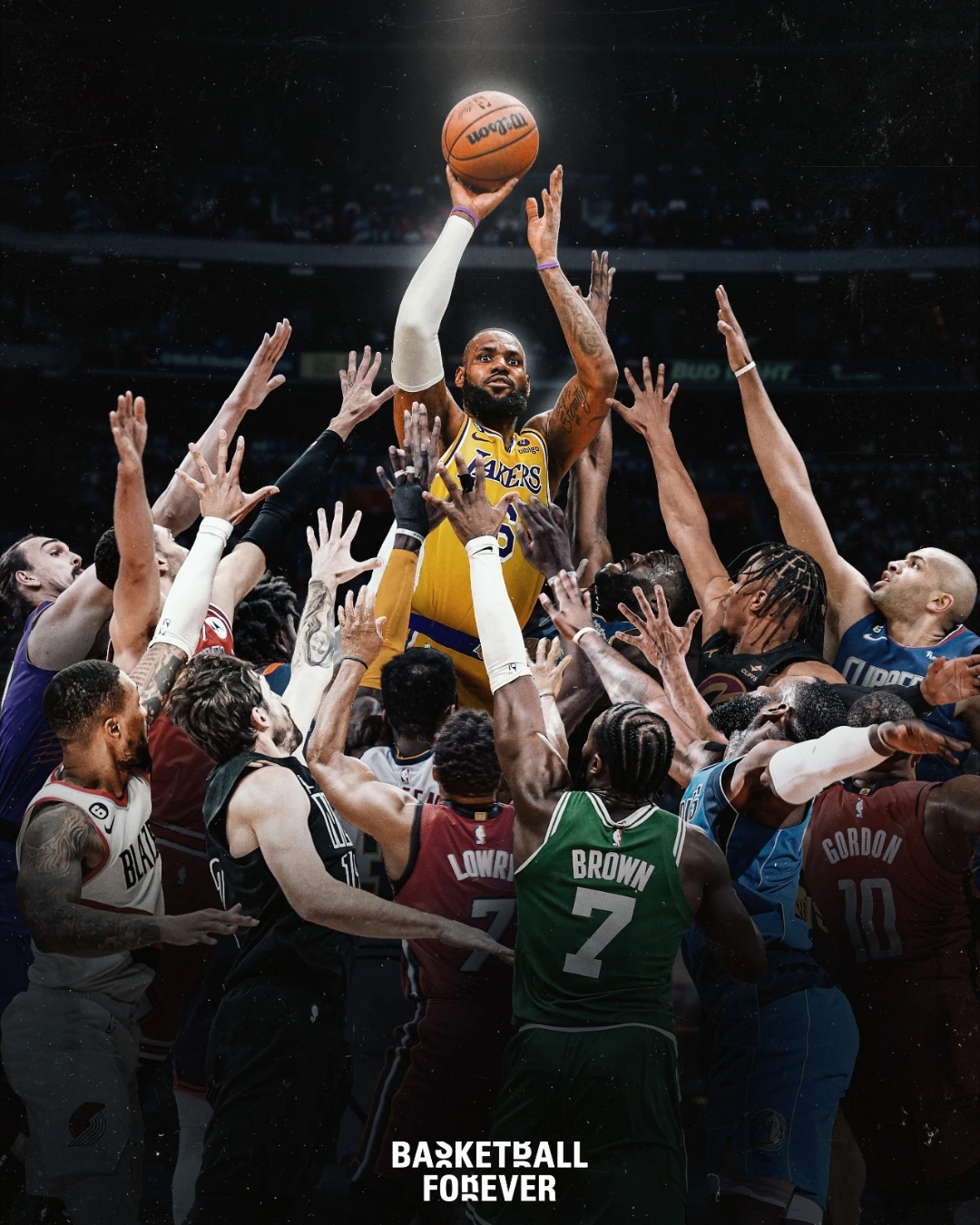 球队在关键时刻迎来发挥爆发,获得胜利 球队在关键时刻迎来发挥爆发,获得胜利