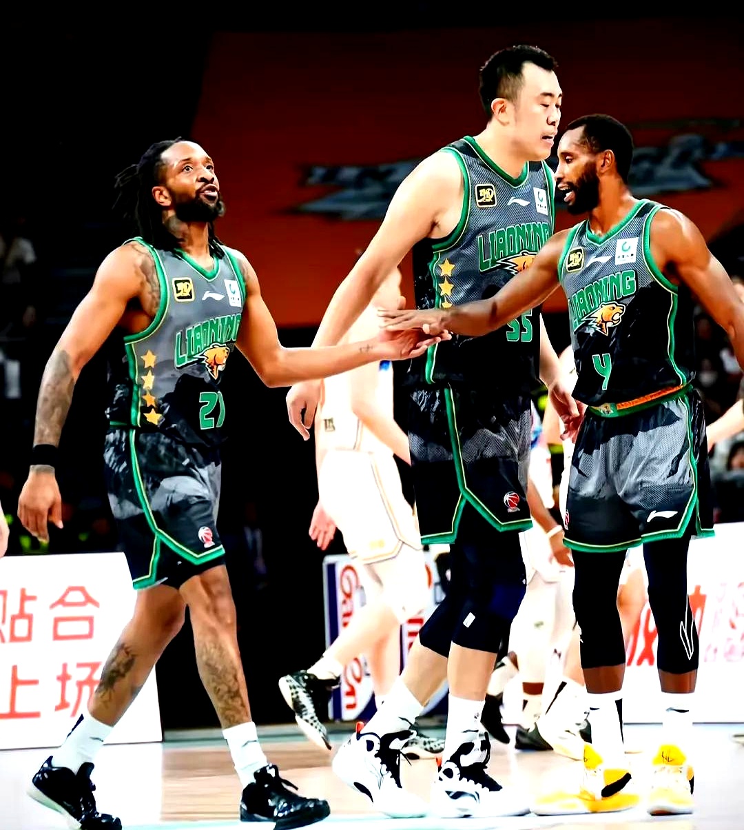 山东男篮迎战辽宁队，实力对抗引发关注的简单介绍