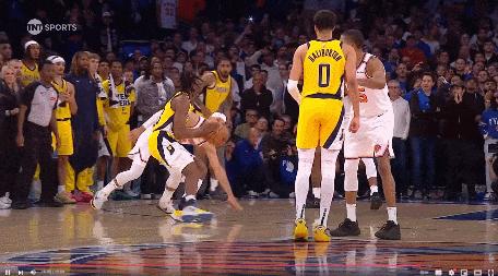 关于NBA球队遭遇连败，教练组寻找突破口的信息