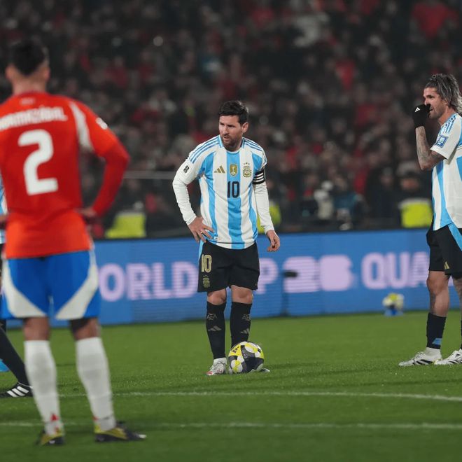 包含梅西梅开二度阿根廷-大胜智利的词条