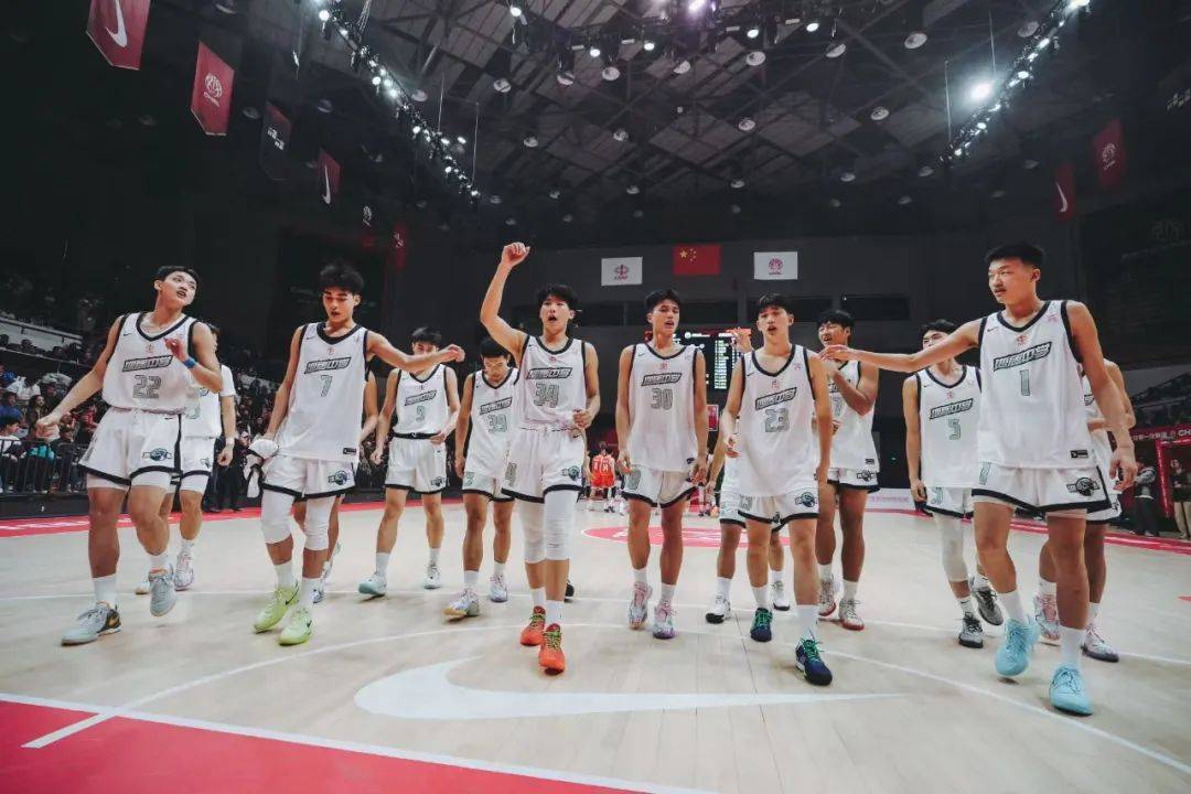 DB彩票试玩-本赛季篮球职业联赛涌现多位新星