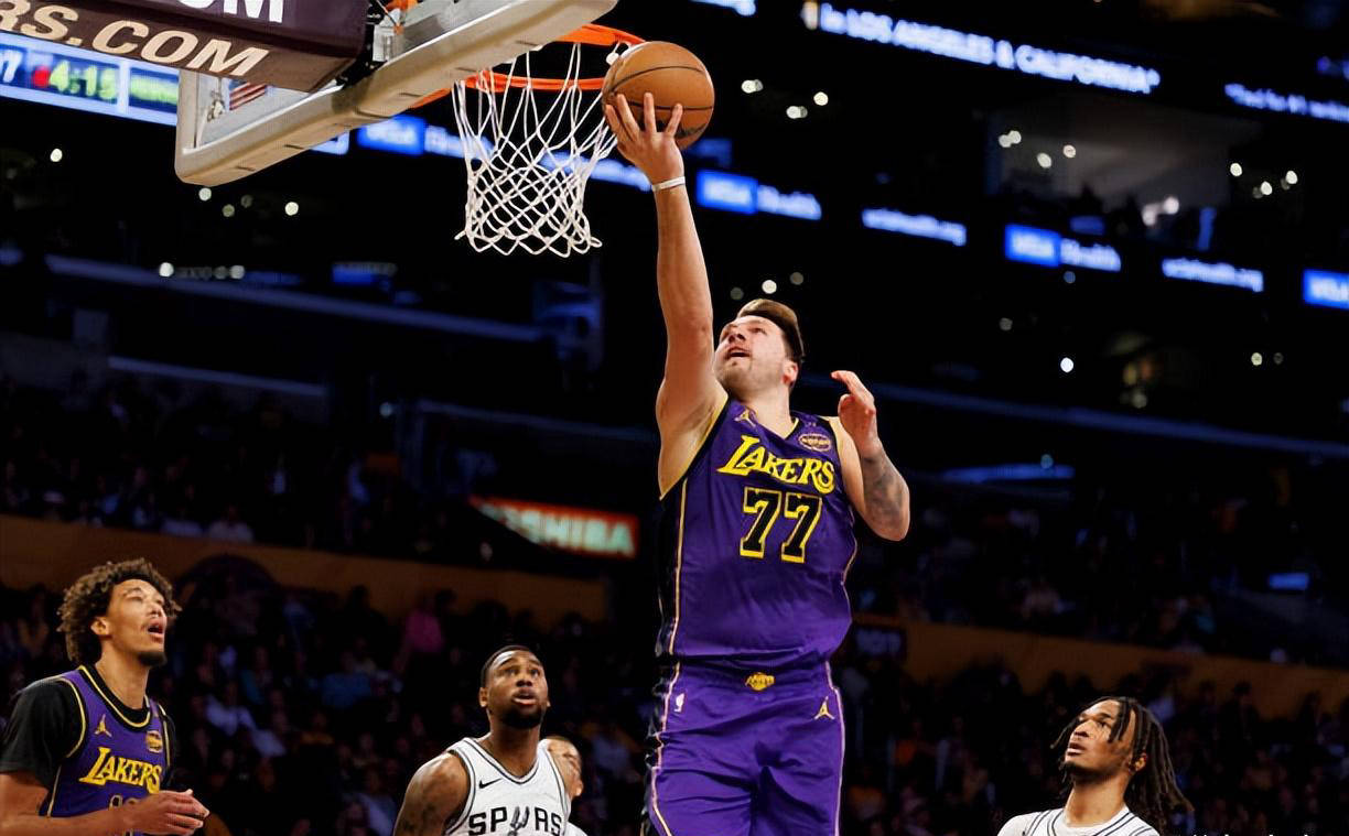 多宝彩票-格尔尼亚取得关键胜利，夺得三分