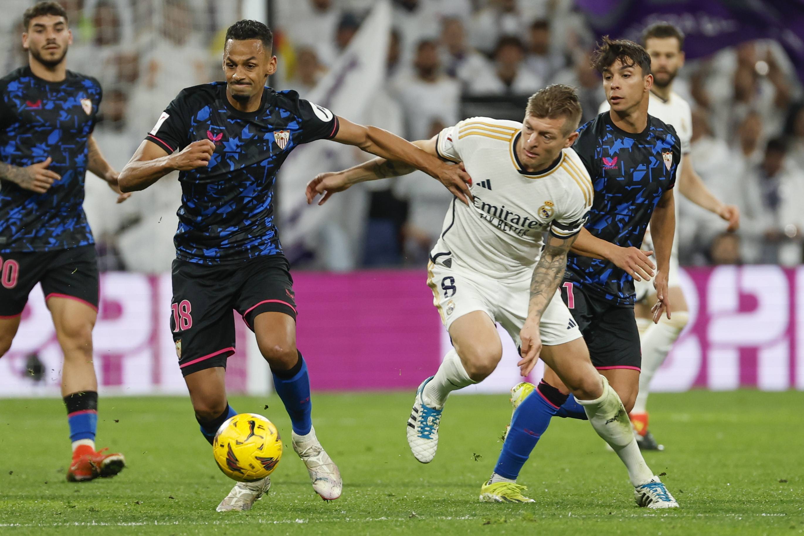 塞拉利昂女足联赛：利比亚队迎战阿尔及利亚队的简单介绍