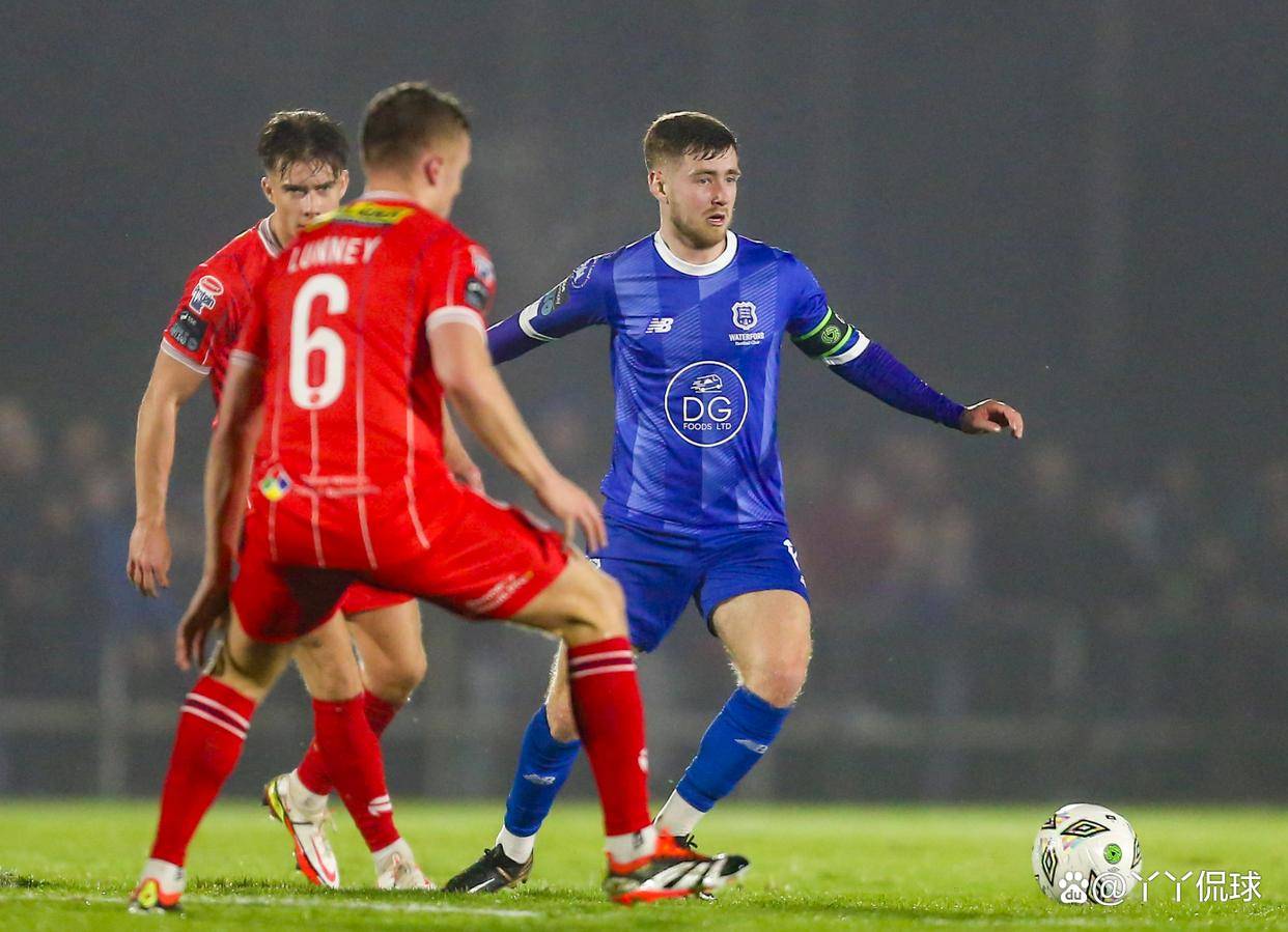 球队士气高涨，轻松战胜对手