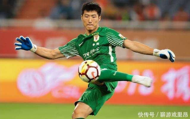 -包含霍莱斯特表现出色，助球队赢得胜利的词条