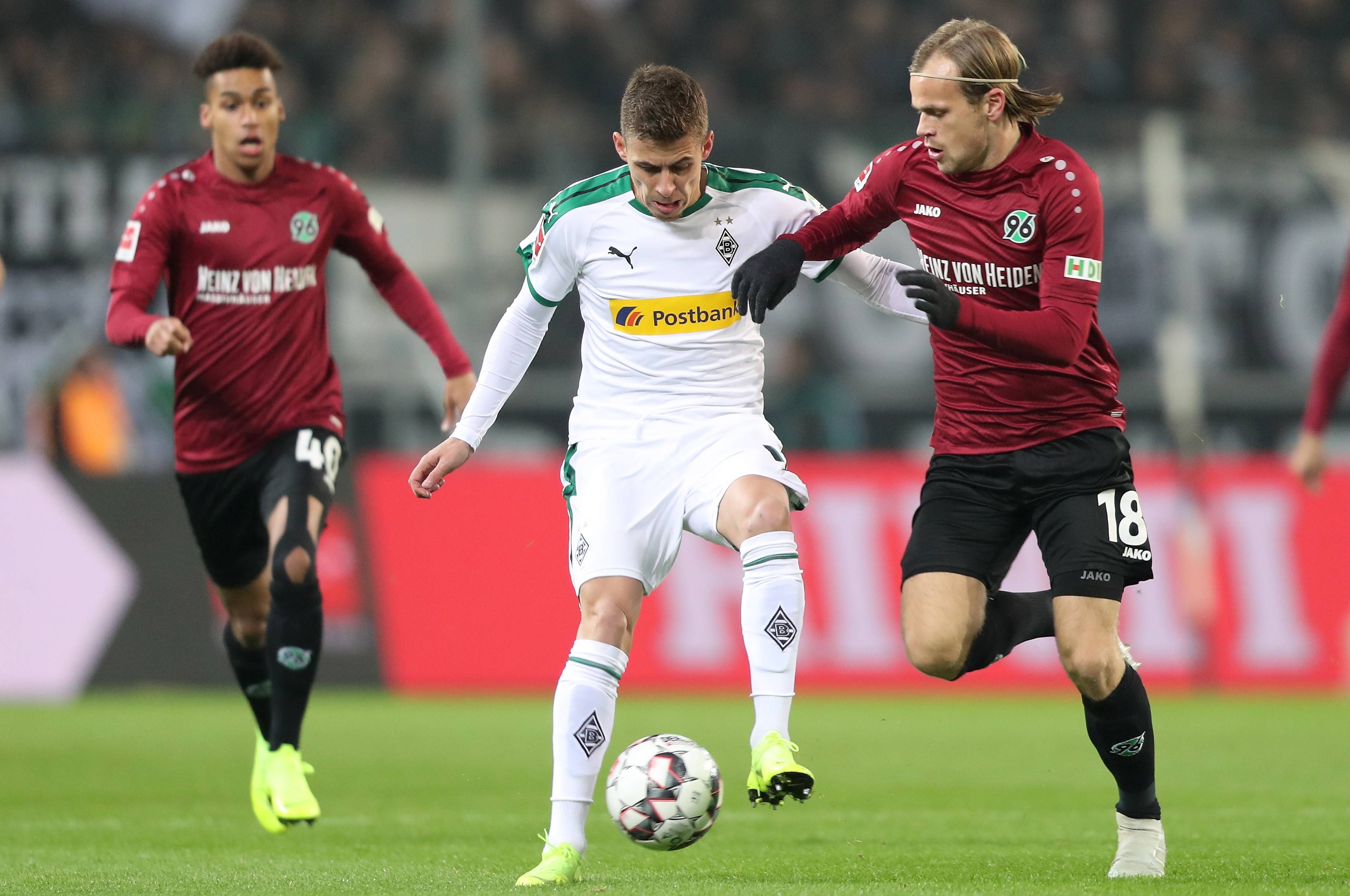 多宝彩票-包含汉诺威豪取客场胜利，士气高涨的词条