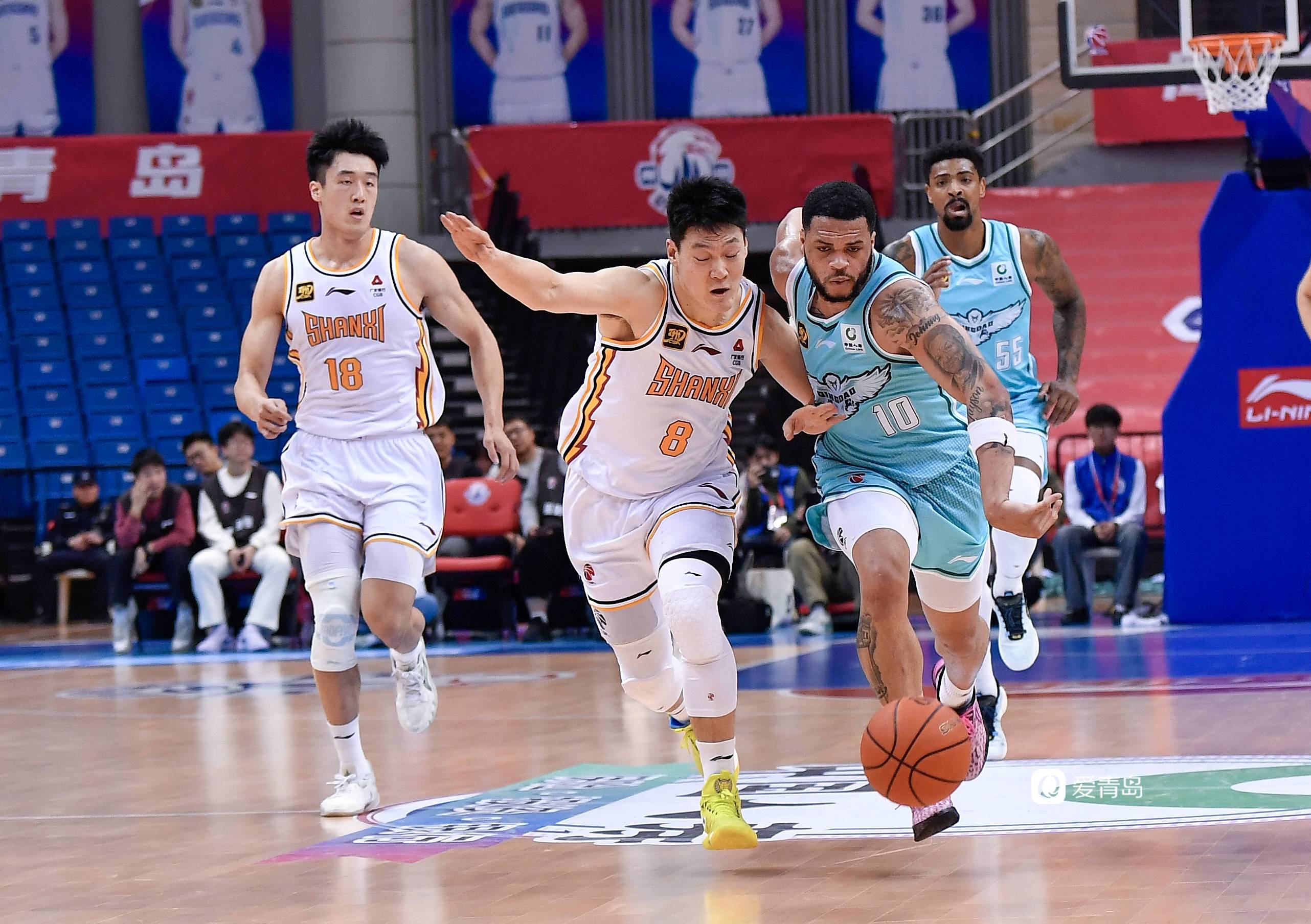 DB gaming-青岛男篮大比分拿下胜利，晋级成功