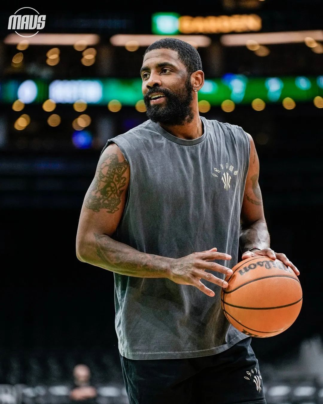 欧文助凯尔特人赢球，连续砍分