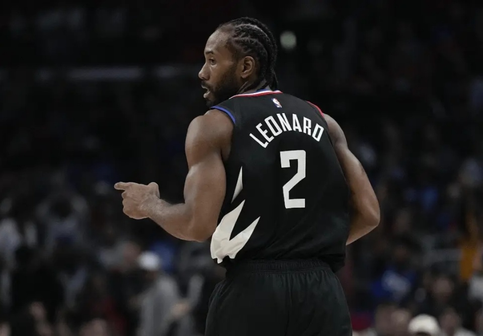 猛龙大胜魔术,伦纳德砍下35分 猛龙大胜魔术,伦纳德砍下35分