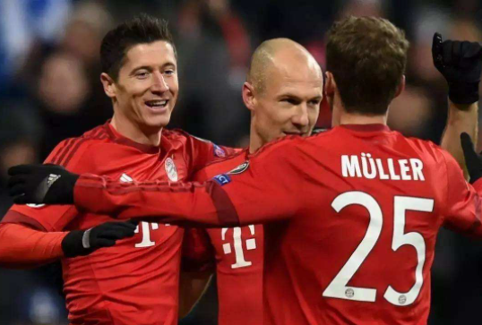 关于拜仁慕尼黑战胜柏林赫塔，取得德甲联赛连胜的信息